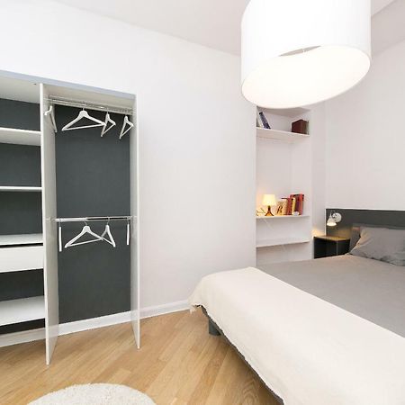 Spacious Apartment In Old Town P4You Pl Красков Екстериор снимка