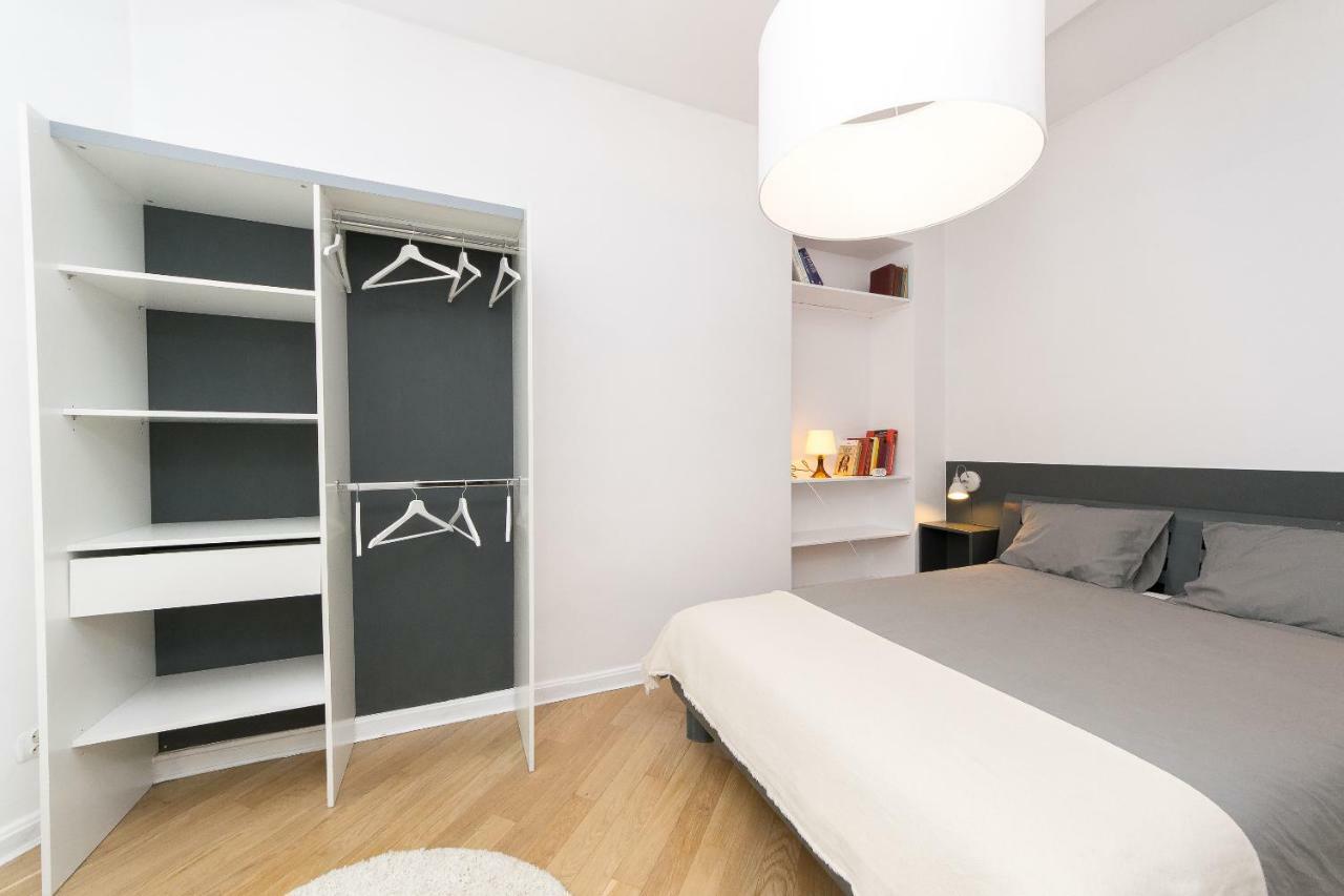 Spacious Apartment In Old Town P4You Pl Красков Екстериор снимка