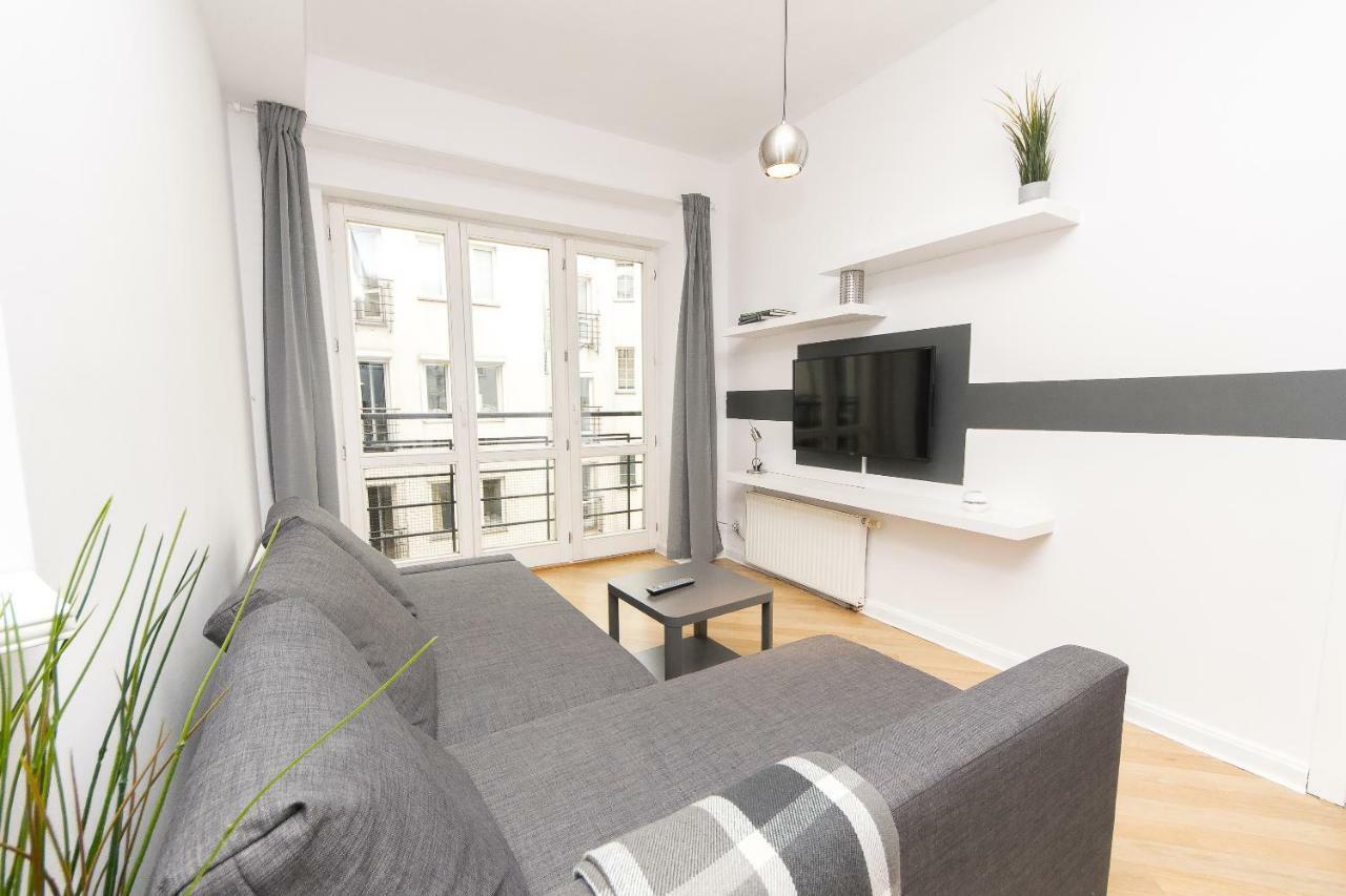 Spacious Apartment In Old Town P4You Pl Красков Екстериор снимка