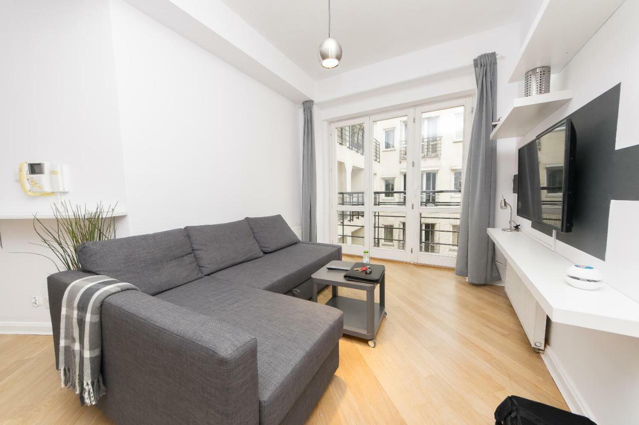 Spacious Apartment In Old Town P4You Pl Красков Екстериор снимка