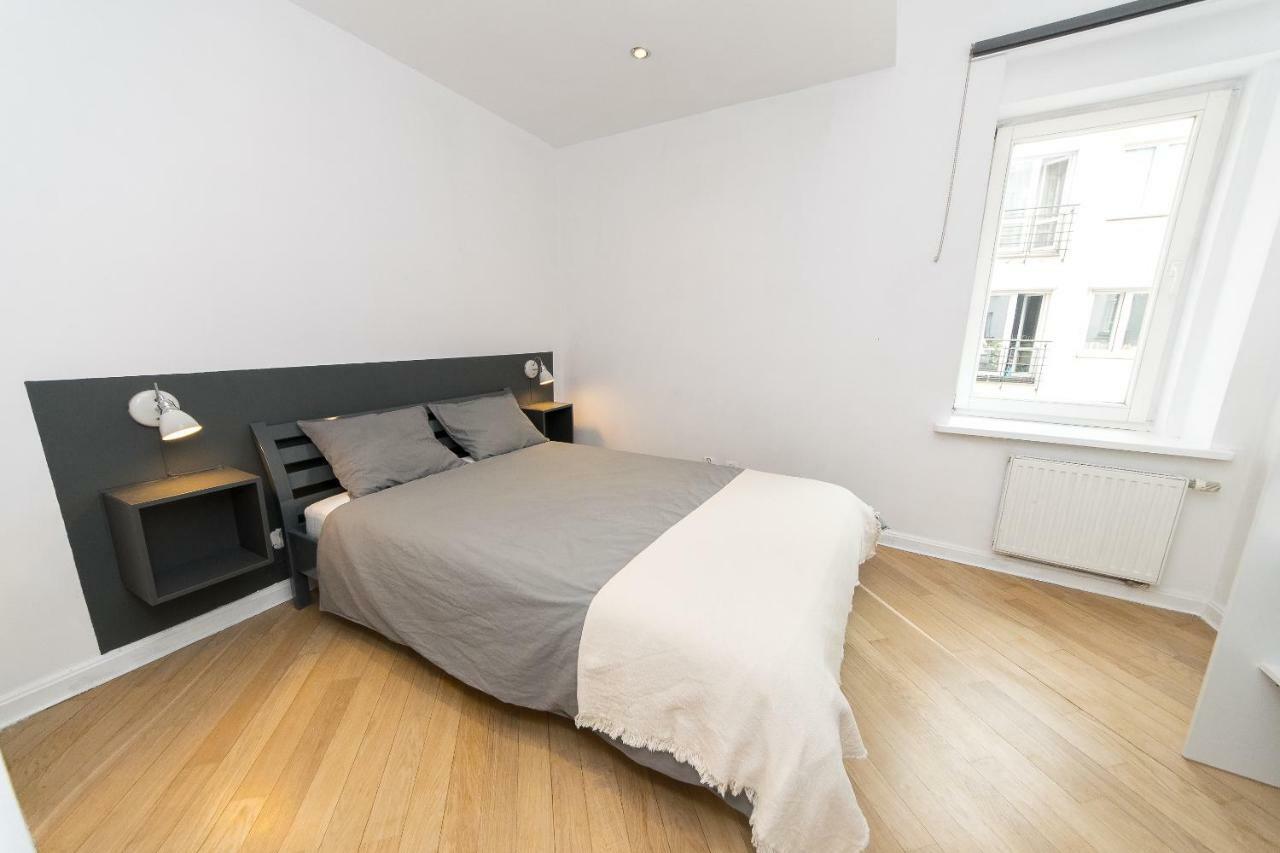 Spacious Apartment In Old Town P4You Pl Красков Екстериор снимка